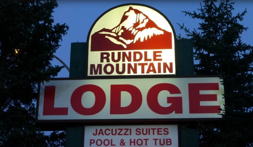 Rundle Mountain Lodge Canmore Exteriör bild